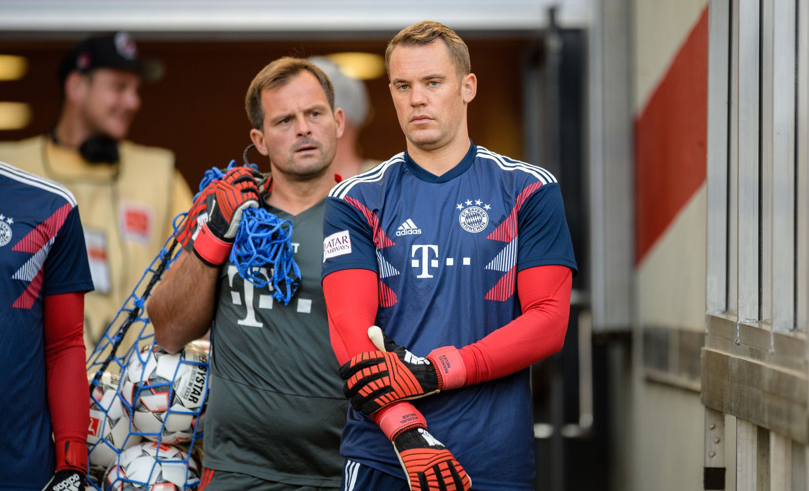 មិត្តជិតស្និទ្ធរបស់ Manuel Neuer មួយរូបត្រូវបានបណ្តេញចេញពីក្លិប ដោយសារបញ្ហាមួយនេះ​